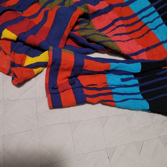 Express Bright Multi colored button up tie front Blouse Geometric Pattern Size S - Picture 4 of 7